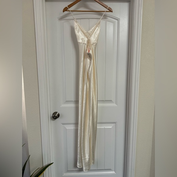 Small Free People Intimates Ivory Slip Maxi Dress - Picture 4 of 9